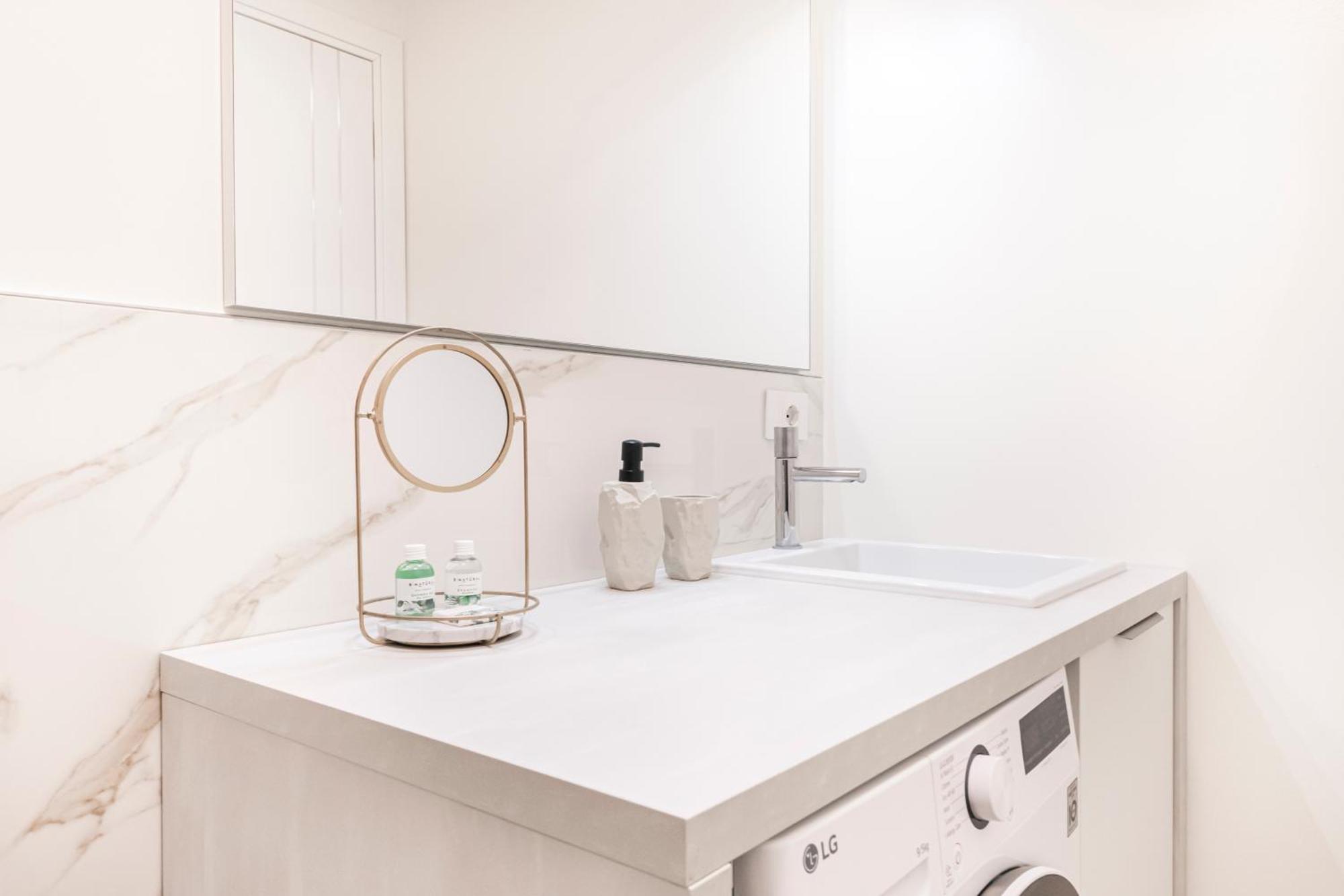 Appartamento Easylife - Design And Relax In The Heart Of Milano Esterno foto